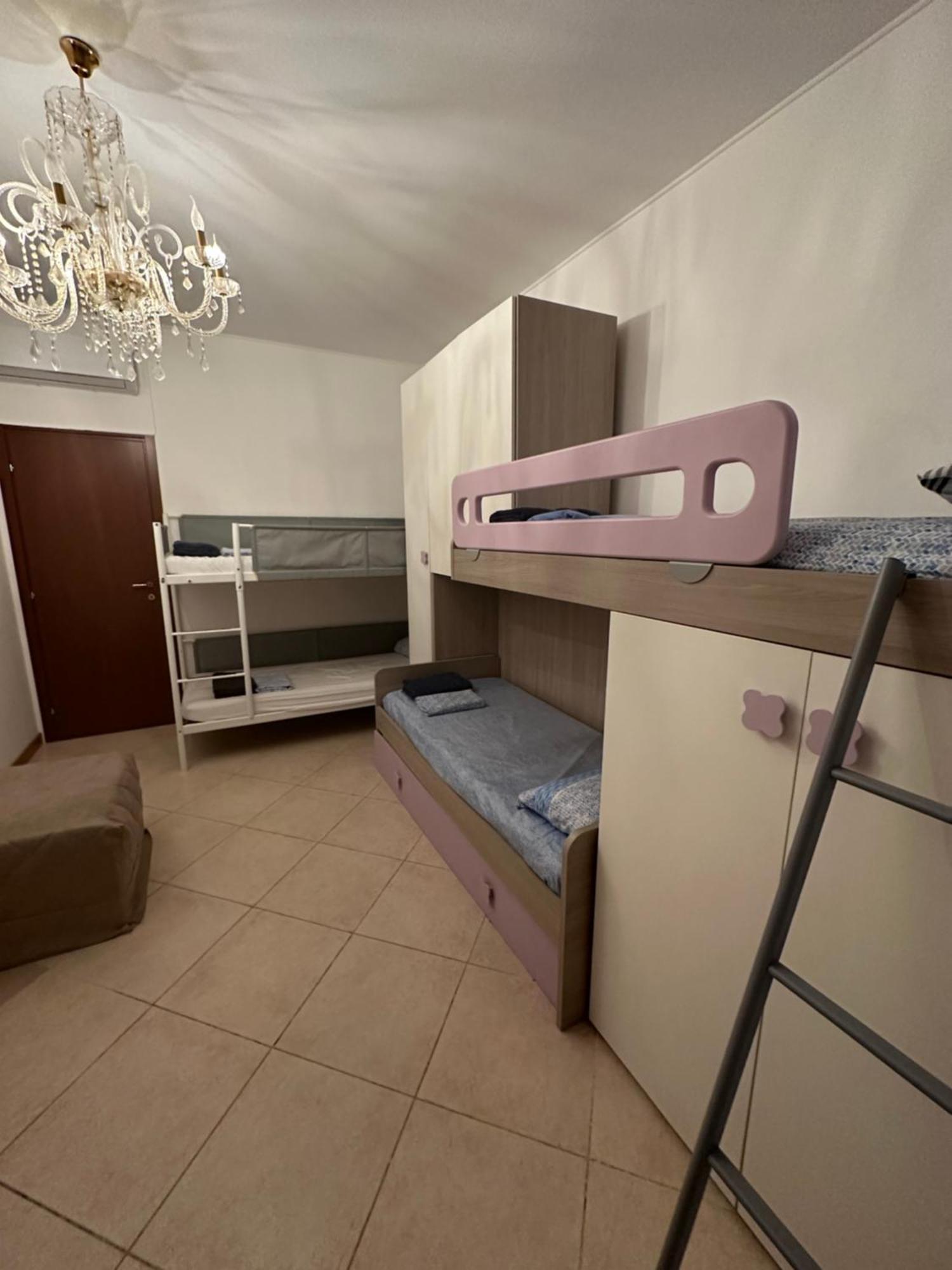 Gigli, Rooms Con Cucina In Comune E Terrazza Милан Экстерьер фото