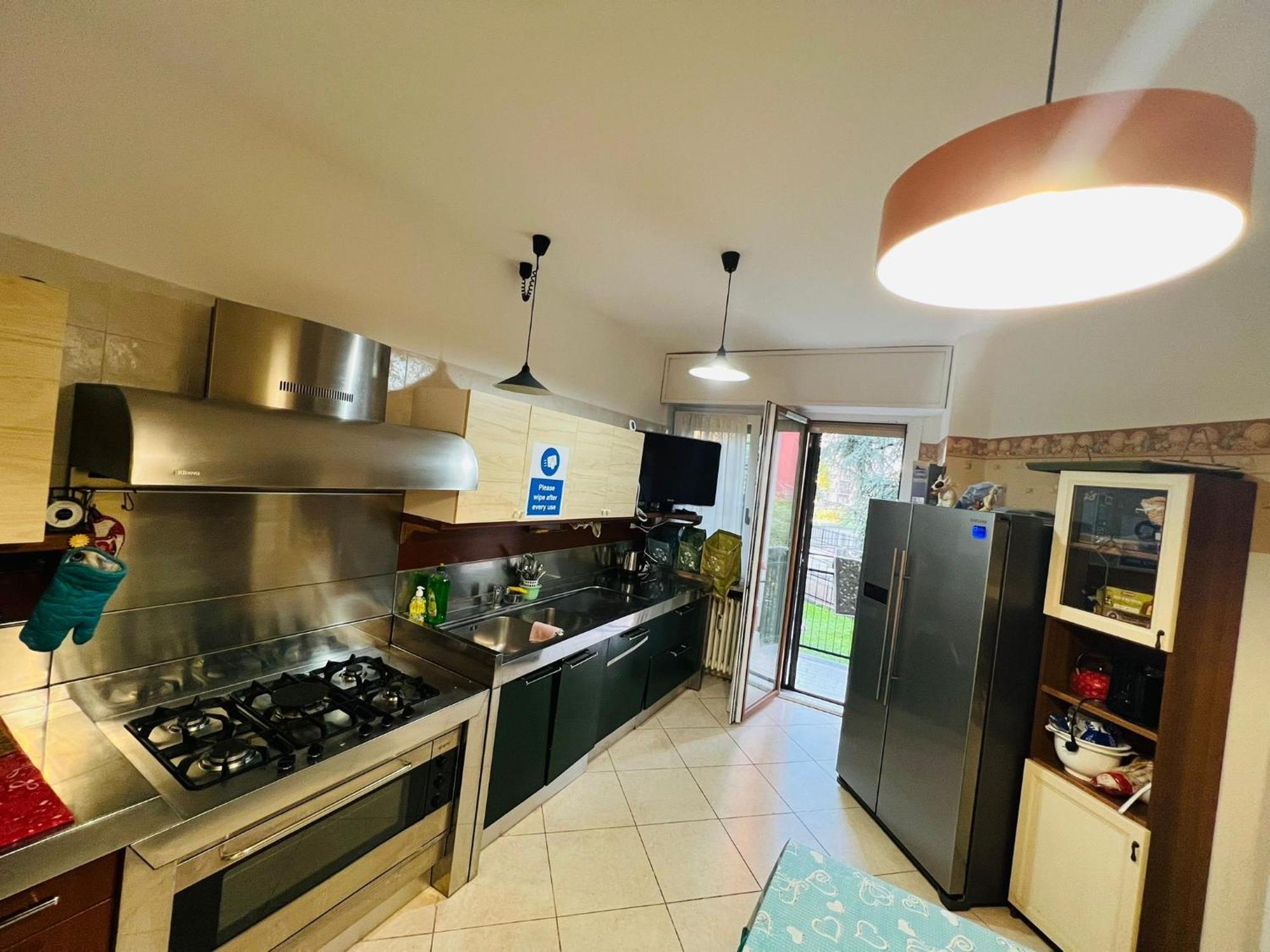 Gigli, Rooms Con Cucina In Comune E Terrazza Милан Экстерьер фото