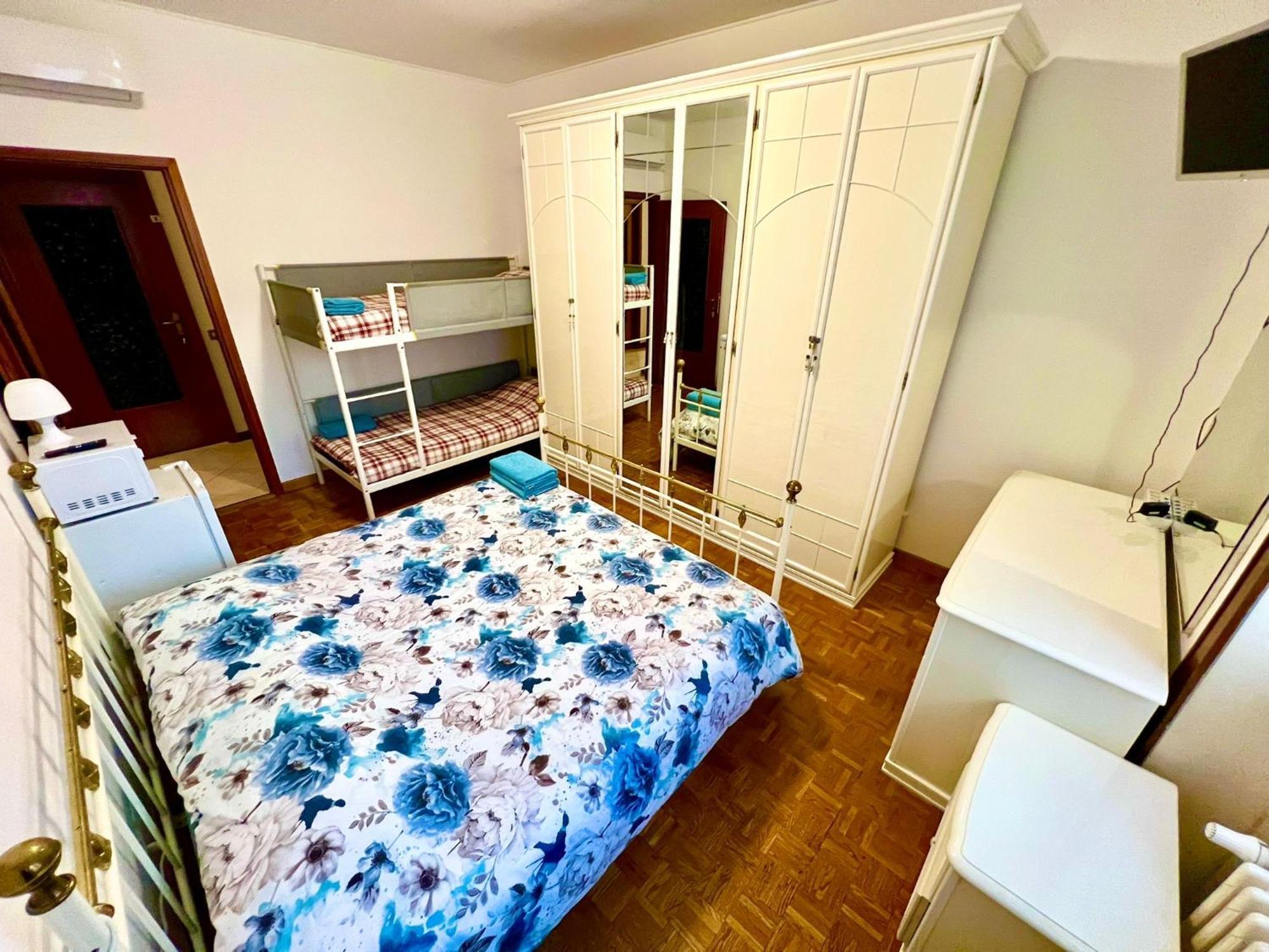 Gigli, Rooms Con Cucina In Comune E Terrazza Милан Экстерьер фото